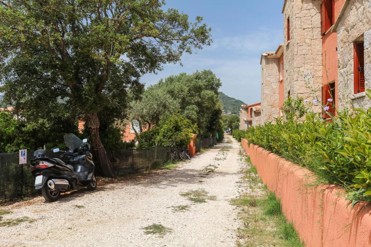 La Casa Di Debora Villa San Teodoro  Eksteriør billede